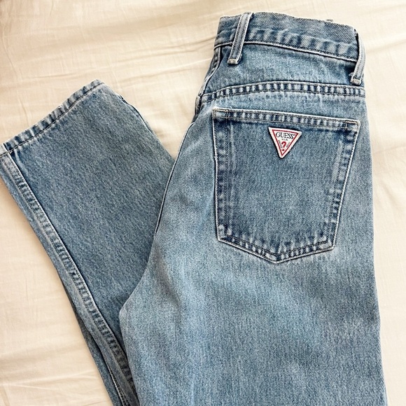 Vintage Guess Medium Wash High Rise Jean - Picture 2 of 10